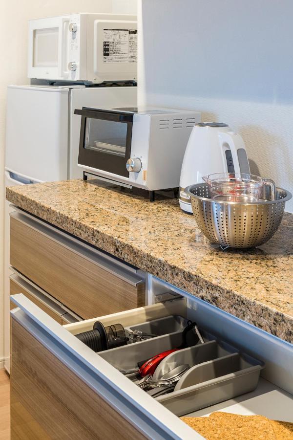 Premier One-Bedroom Apartment