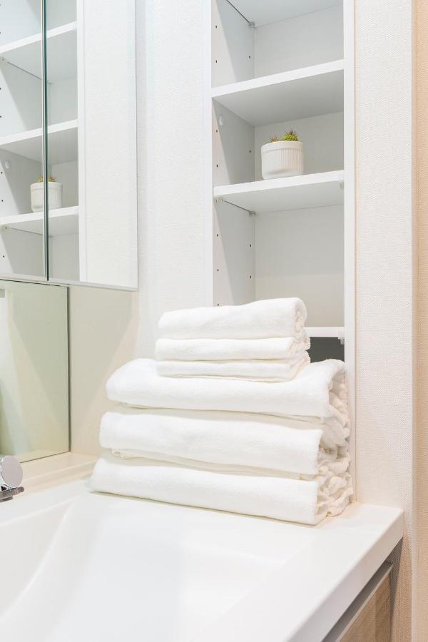 Premier One-Bedroom Apartment