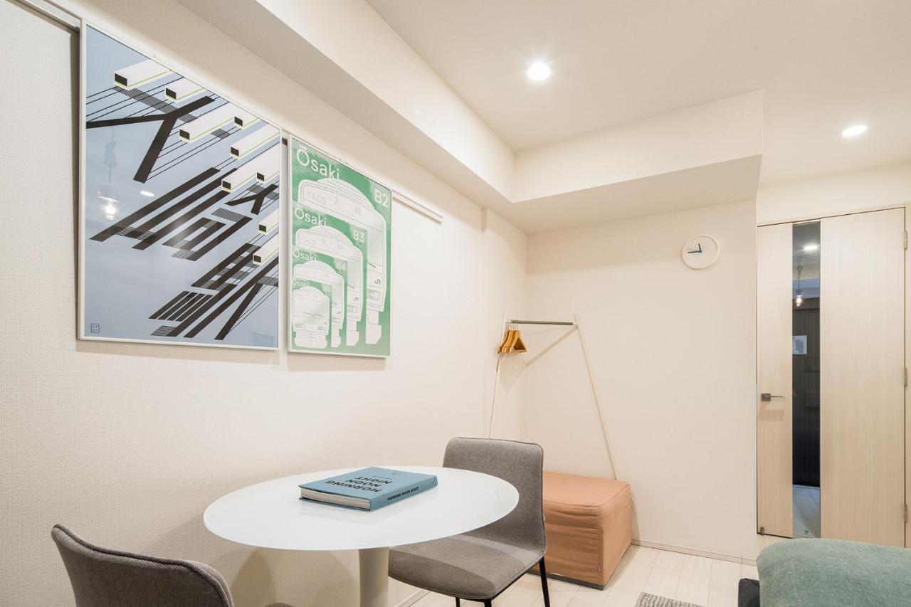 Deluxe Studio Apartment