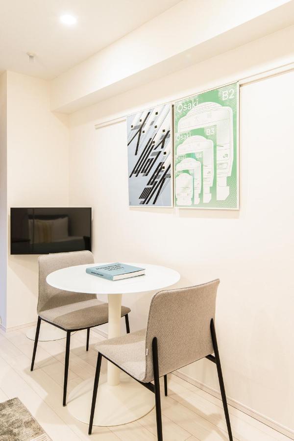 Deluxe Studio Apartment