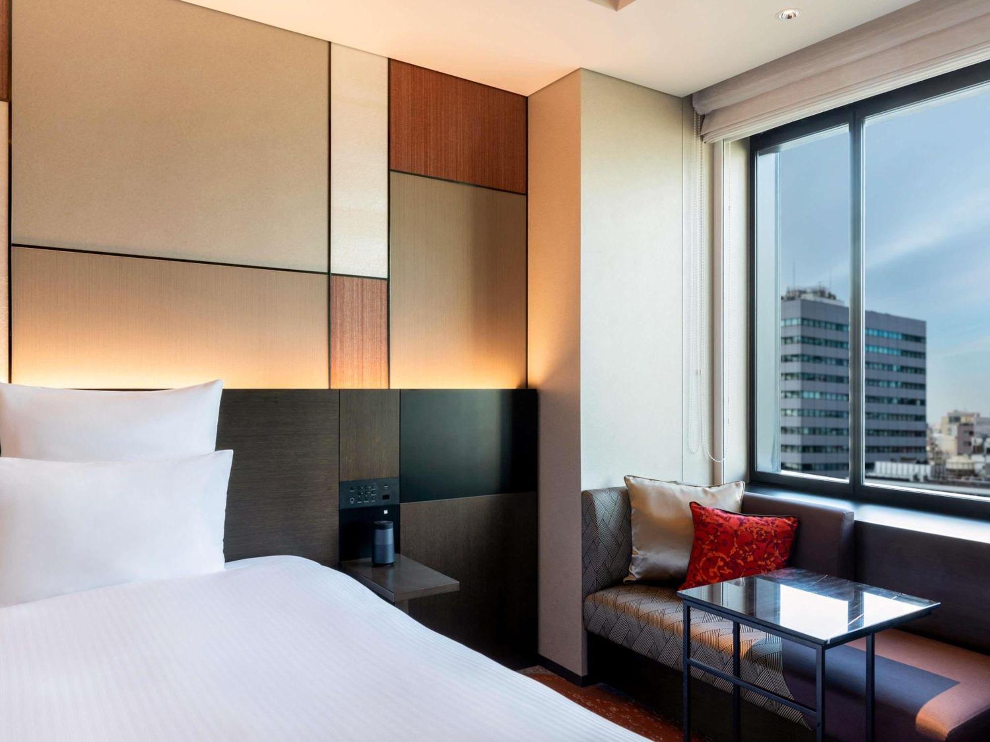 Superior Room with Two Twin Beds