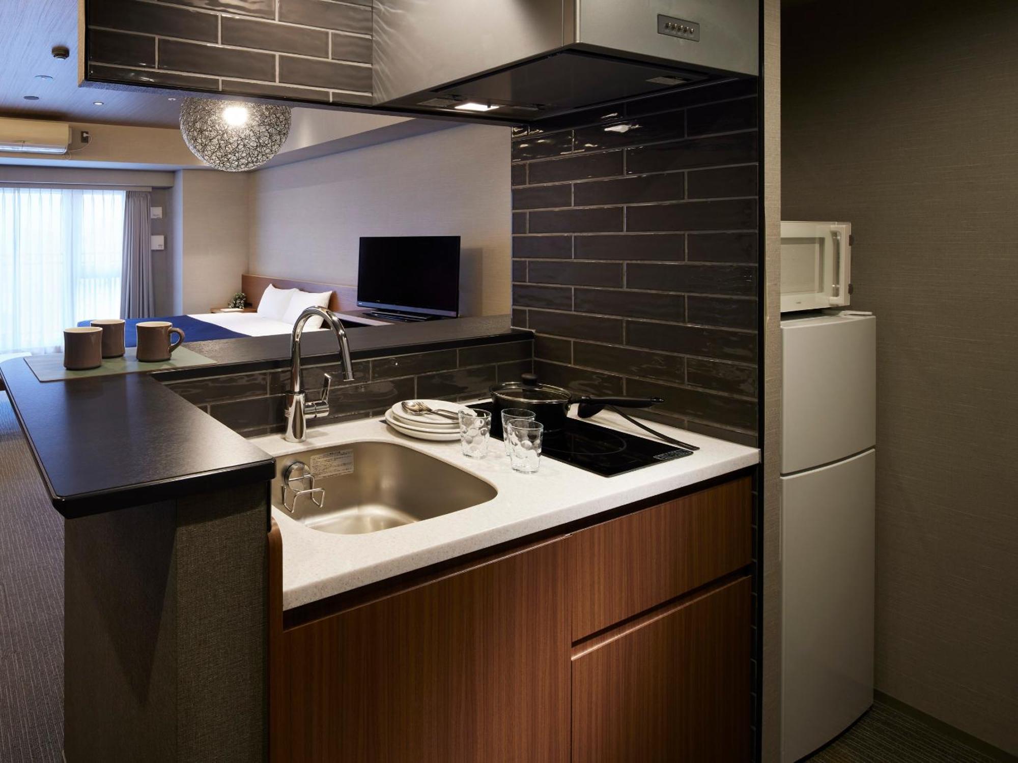 Deluxe King Suite