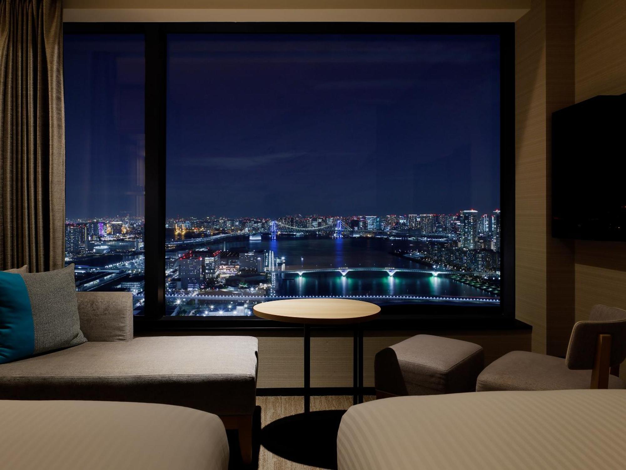 Superior Twin Room View Bath