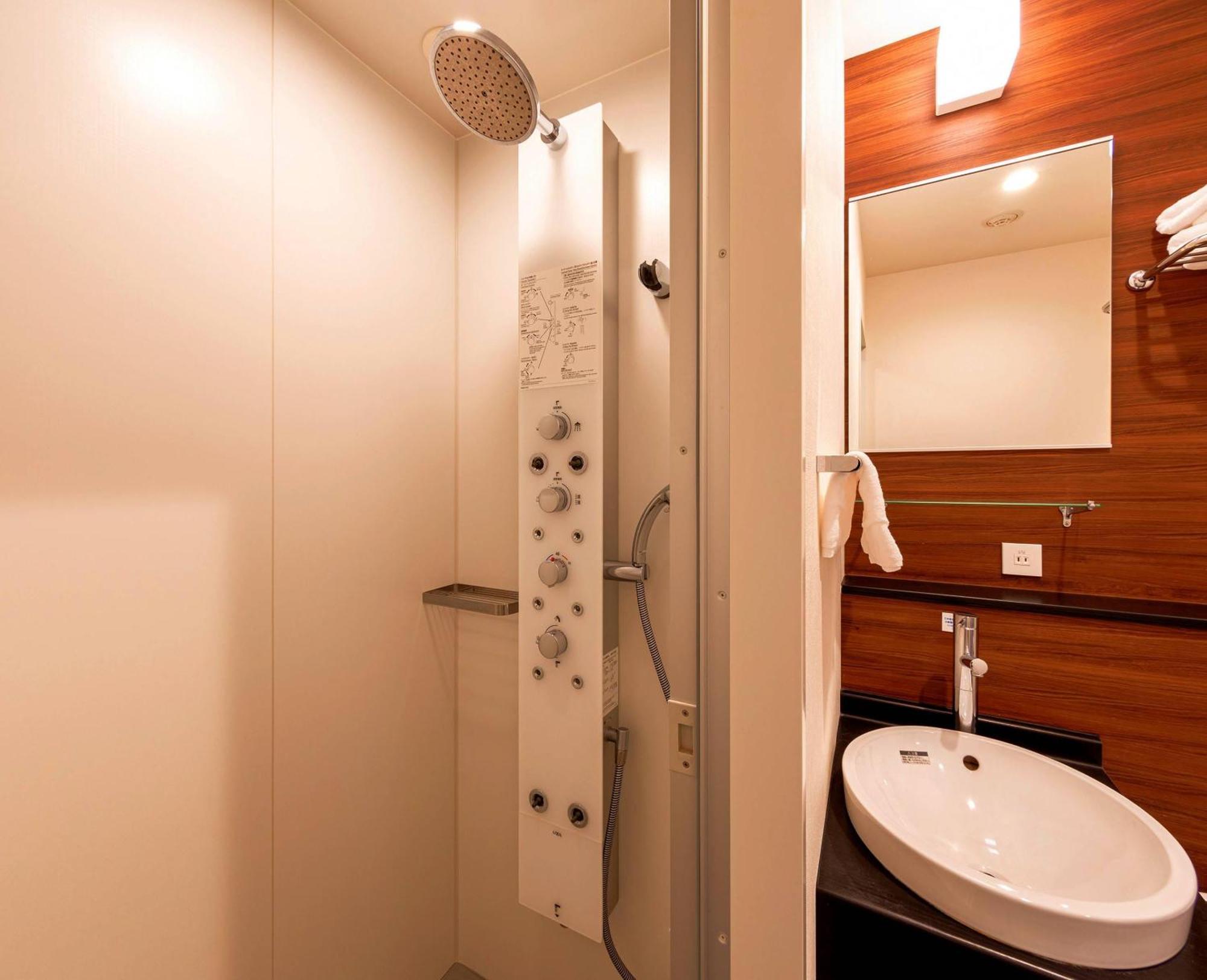 Economy Zimmer mit Kingsize-Bett - Nichtraucher