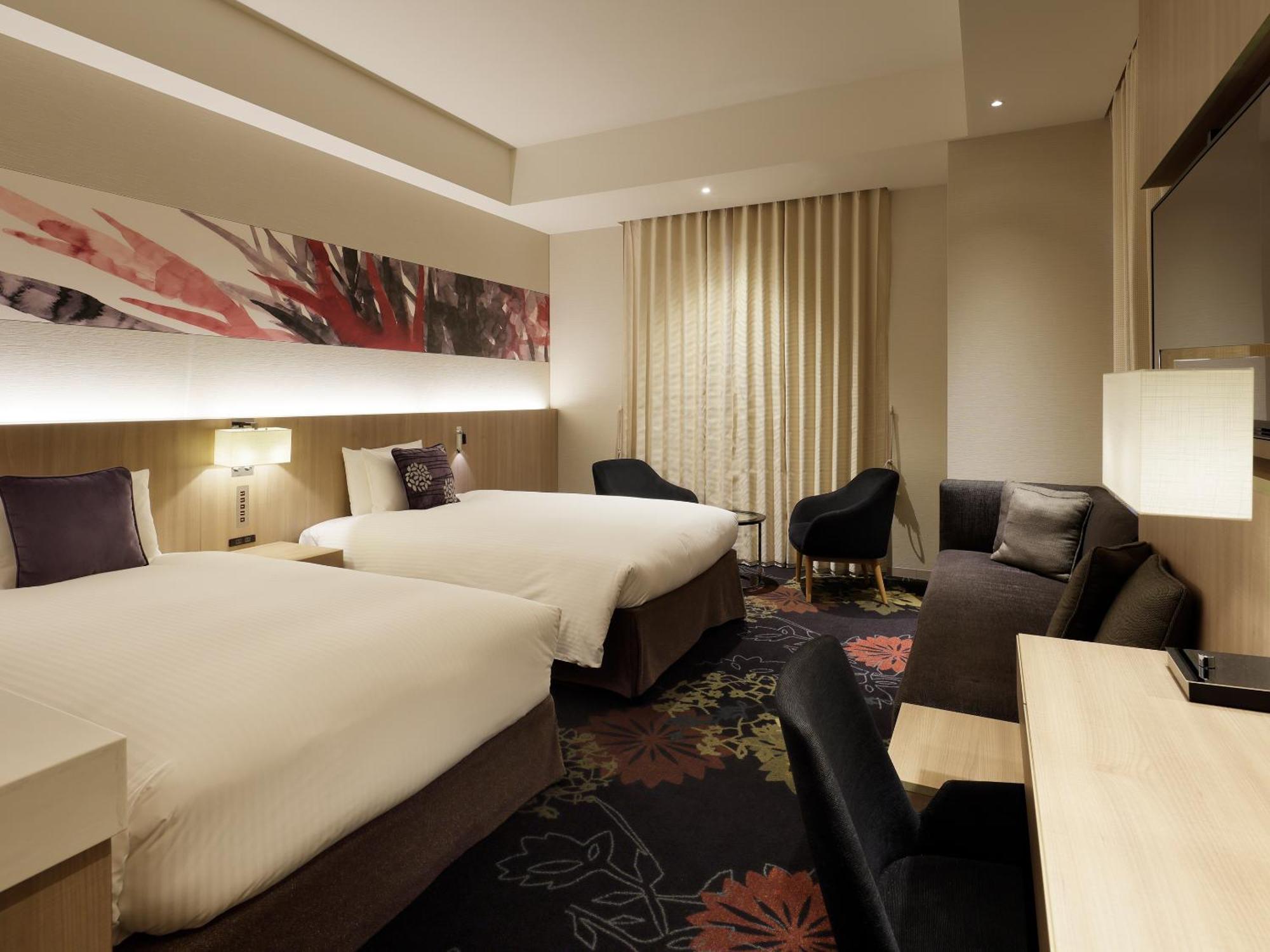 Deluxe Corner Twin Room