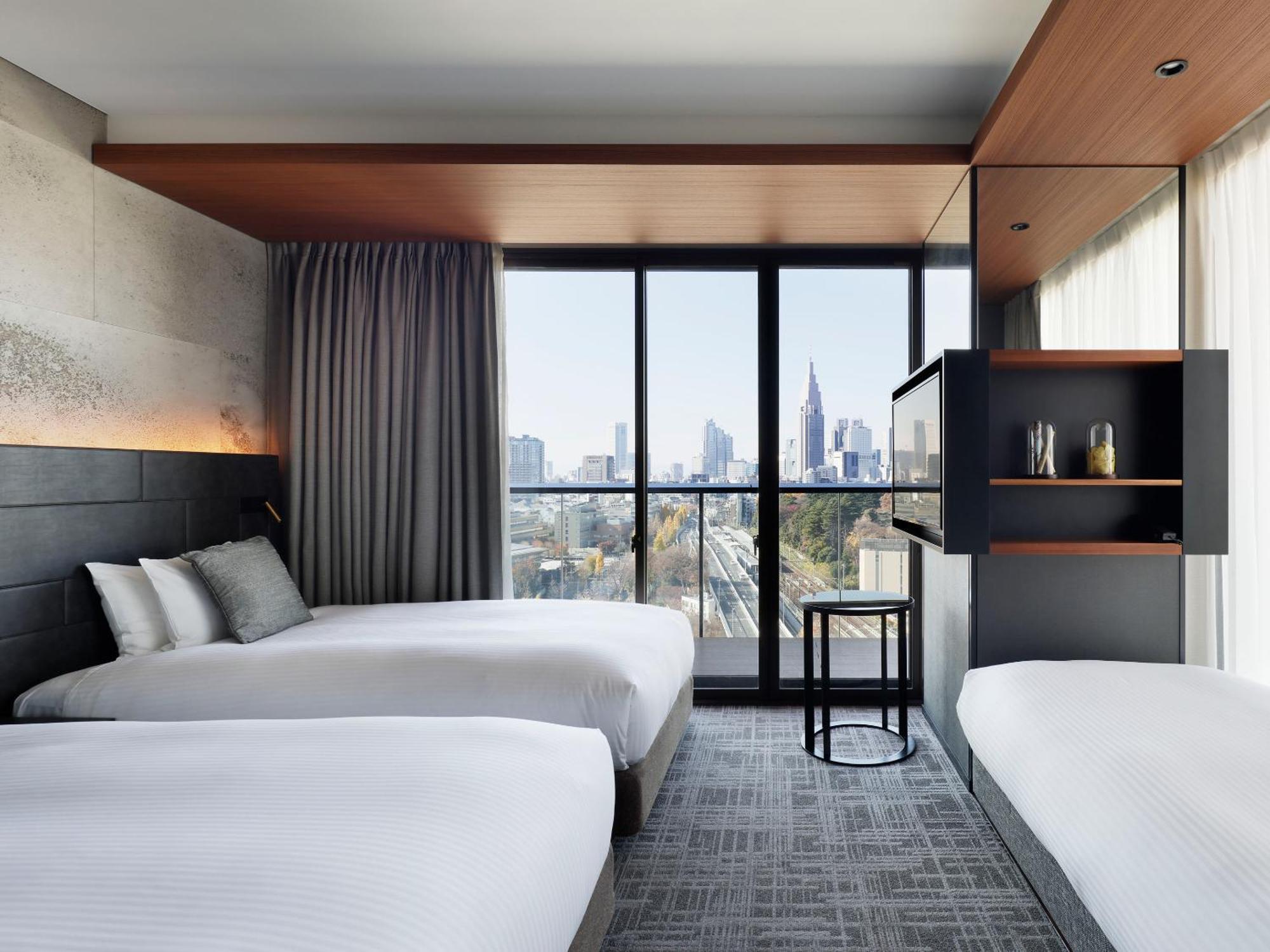 Superior Corner Twin Room Balcony