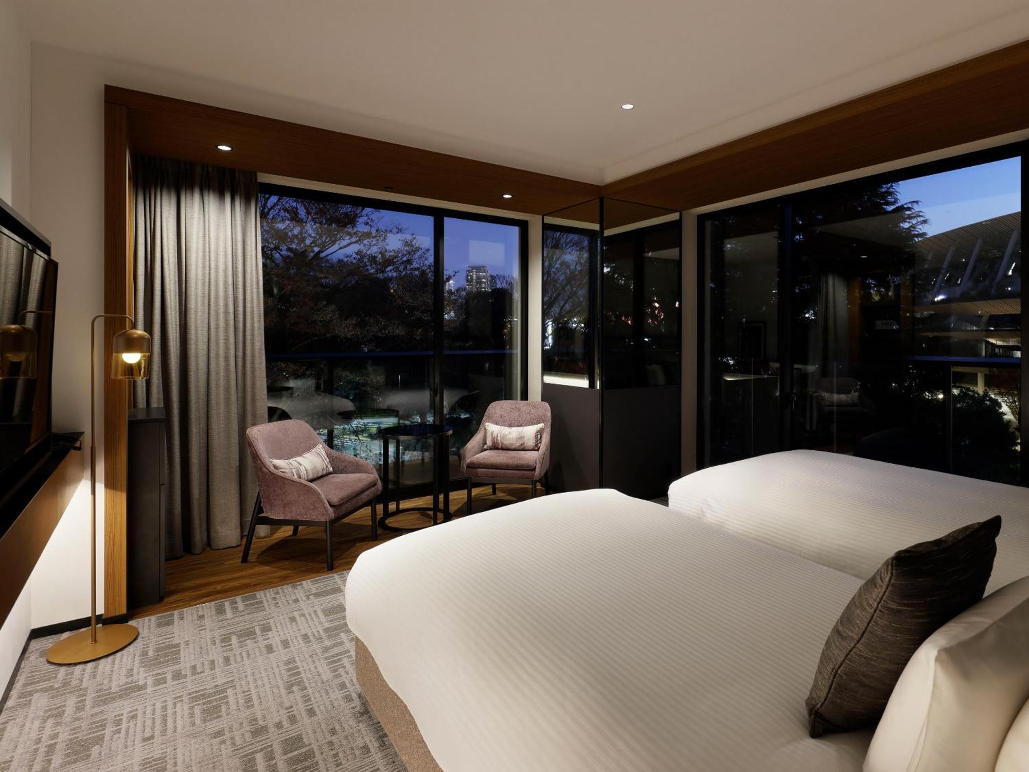 Deluxe Twin Room Balcony