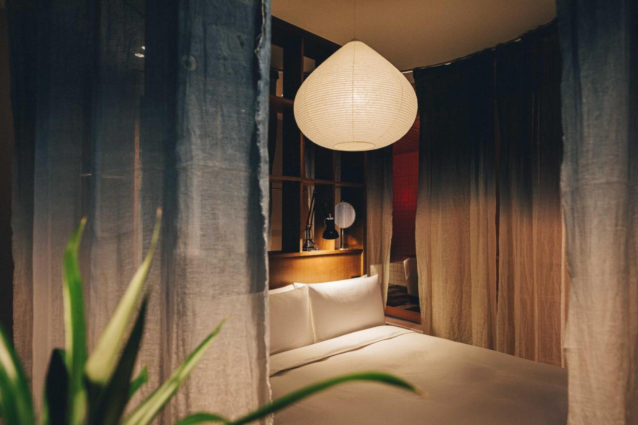 Junior Suite Bathtub