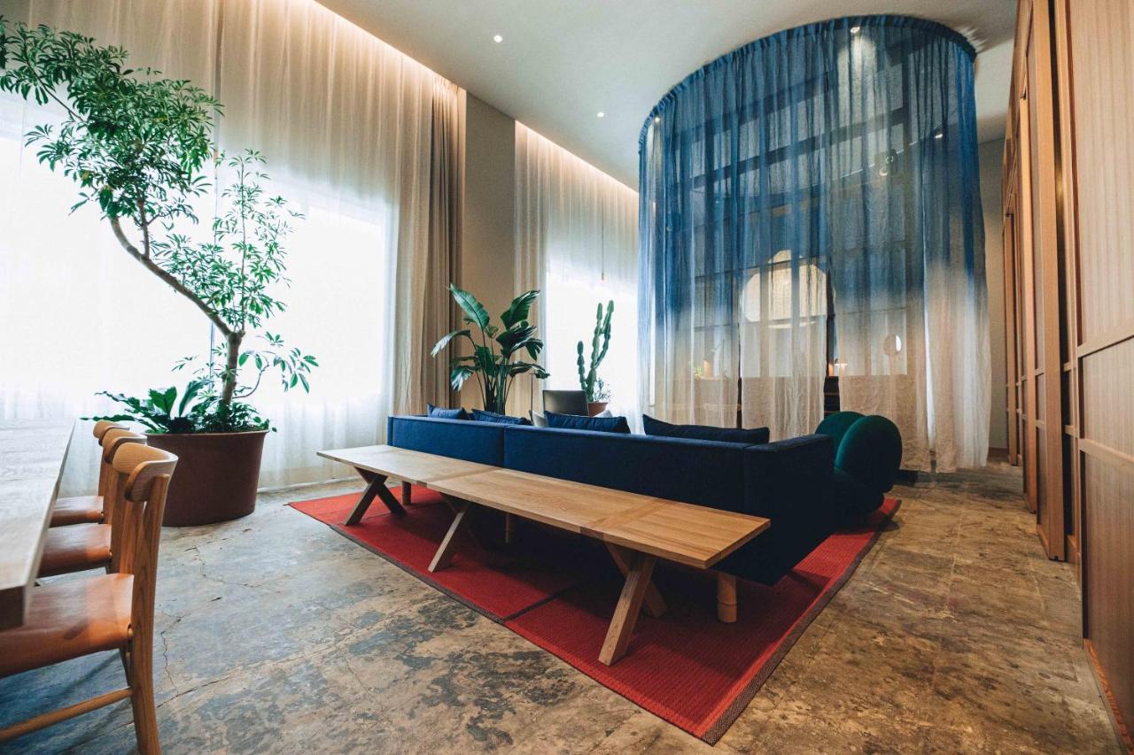 K5 Loft Bathtub